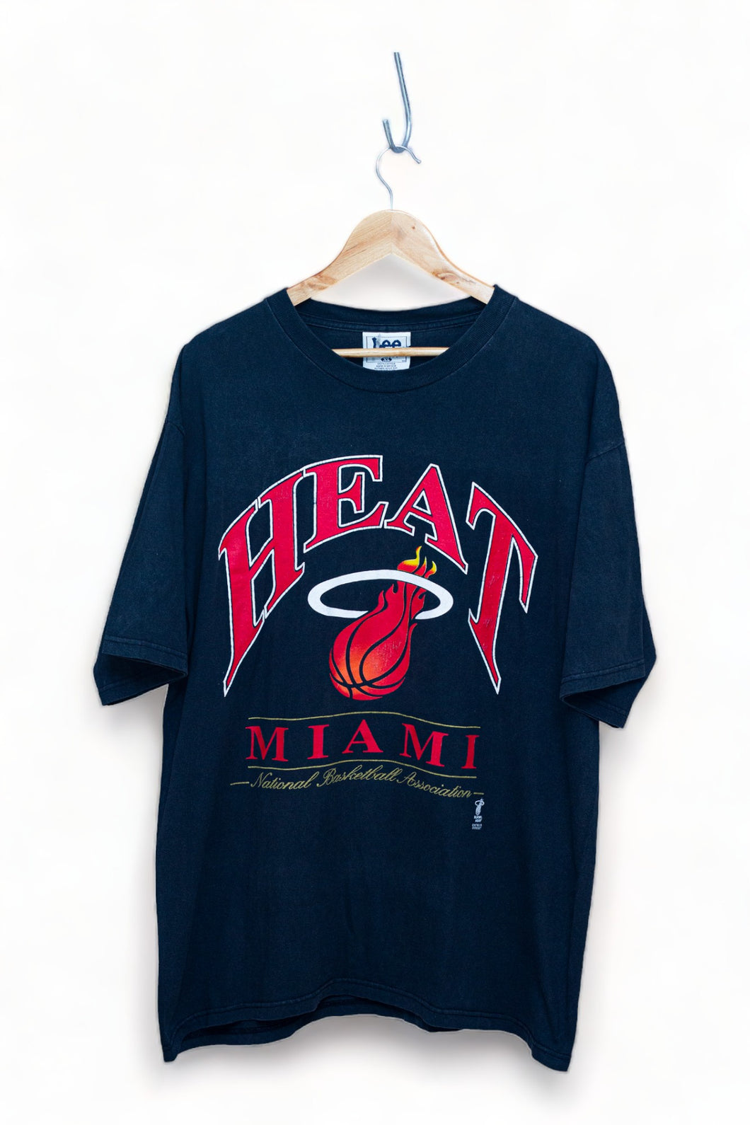 Miami Heat Big Logo Spell Out T-Shirt (XL)