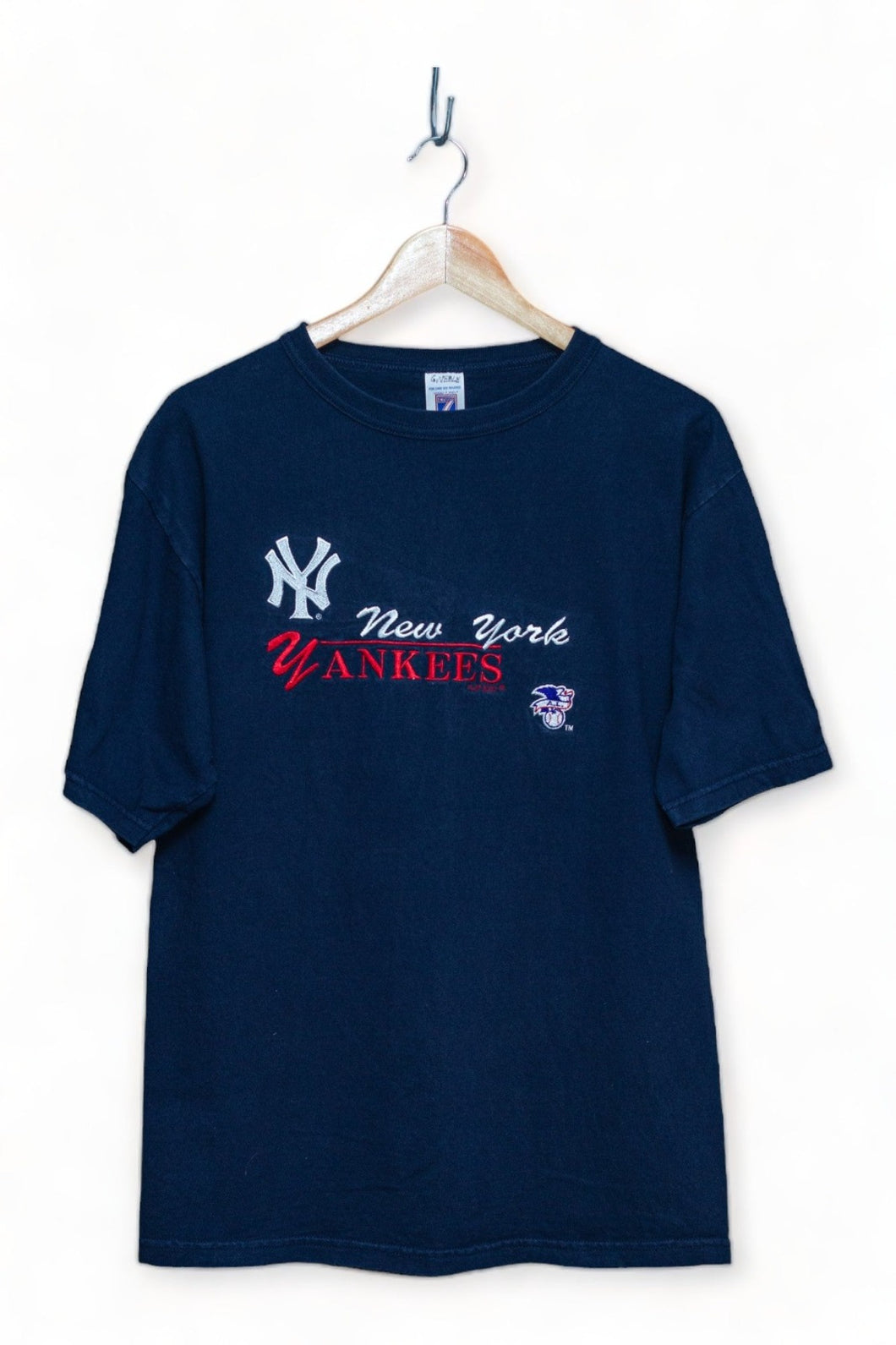 New York Yankees - Embroidered Spell out T-Shirt (M)